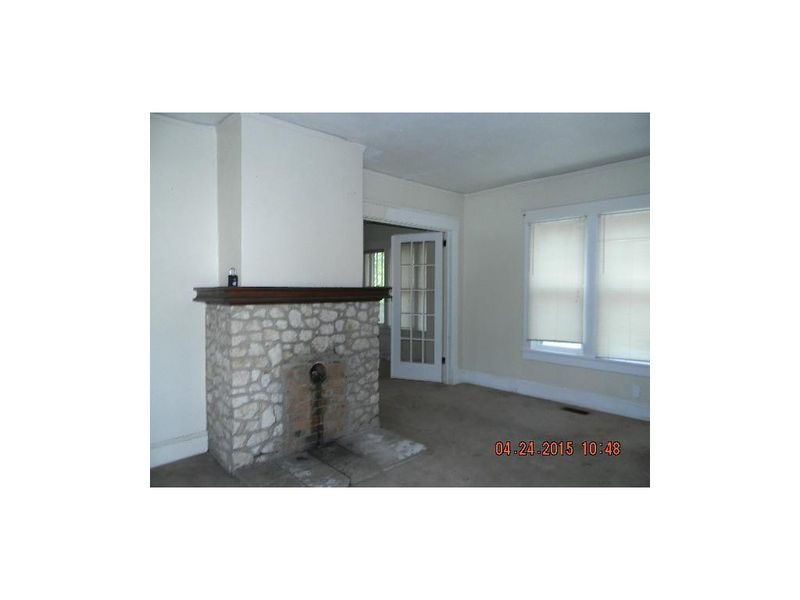 1204 Whitsett St, Burlington, NC 27217