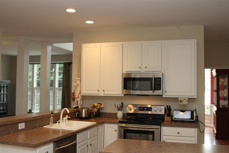 1205 Benoit Pl, Apex, NC 27502