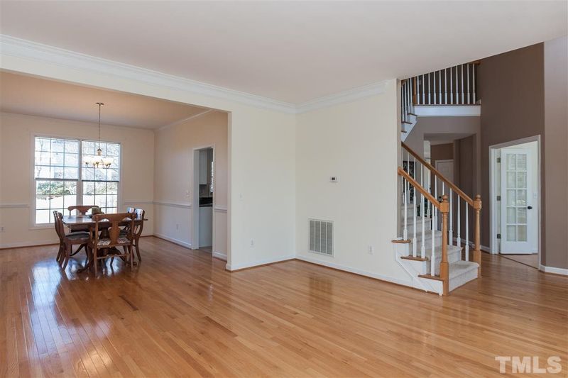 1205 Blackburn Rd, Apex, NC 27502