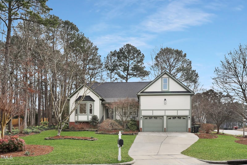 1205 Celestine Pl, Apex, NC 27502