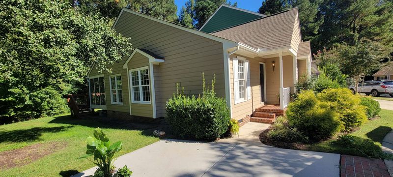 1205 Cranebridge Pl, Chapel Hill, NC 27517
