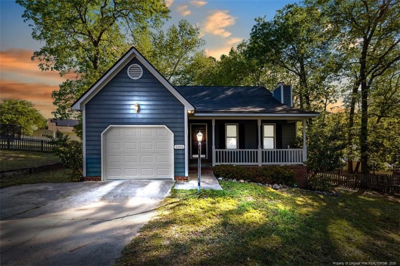 1205 Crossbend Ct, Fayetteville, NC 28314