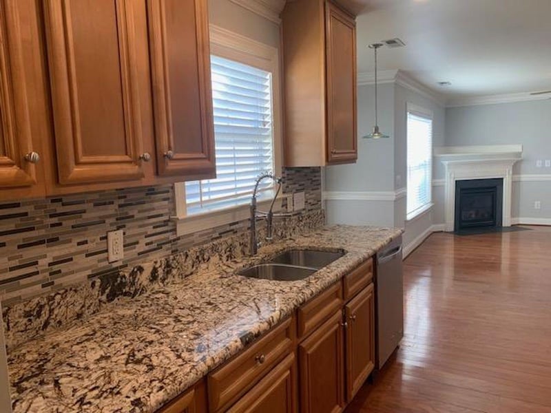 1205 Dexter Ridge Dr, Holly Springs, NC 27540