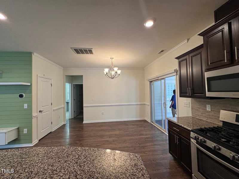 1205 Elliott Ridge Ln, Morrisville, NC 27560