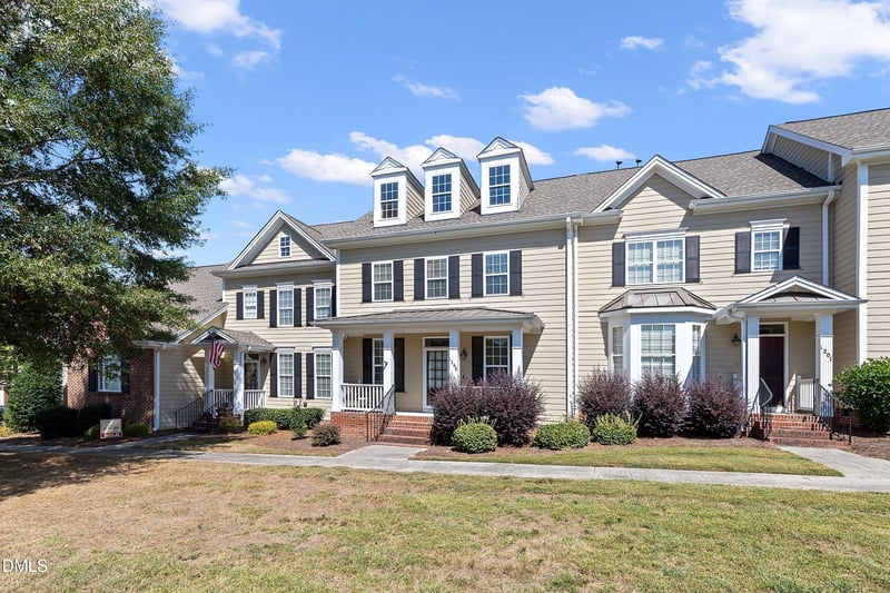 1205 Fairview Club Dr, Wake Forest, NC 27587