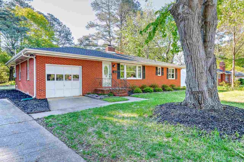 1205 Highland Rd, Garner, NC 27529