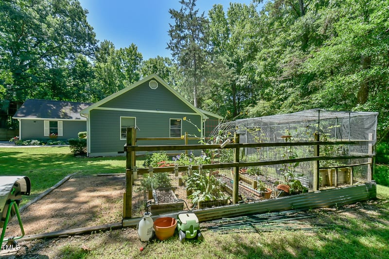 1205 Hillsborough Rd, Chapel Hill, NC 27516