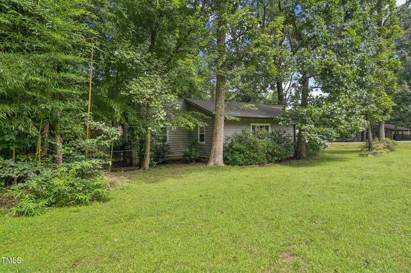 1205 John Breckenridge Dr, Hillsborough, NC 27278