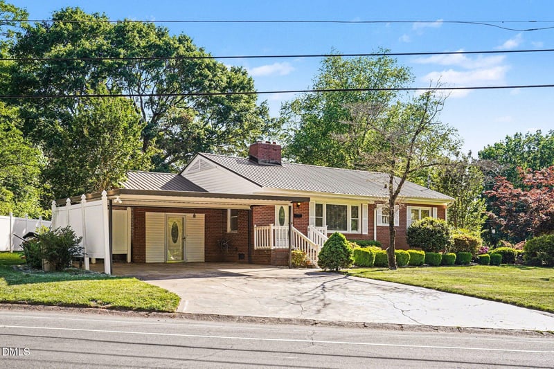 1205 Lakeside Dr, Garner, NC 27529