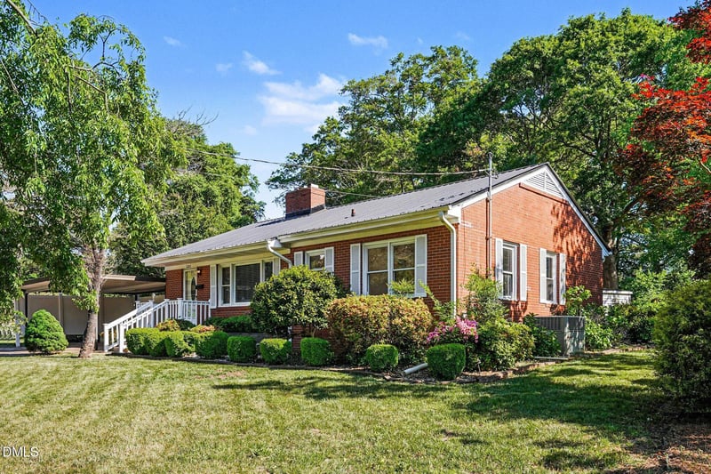 1205 Lakeside Dr, Garner, NC 27529