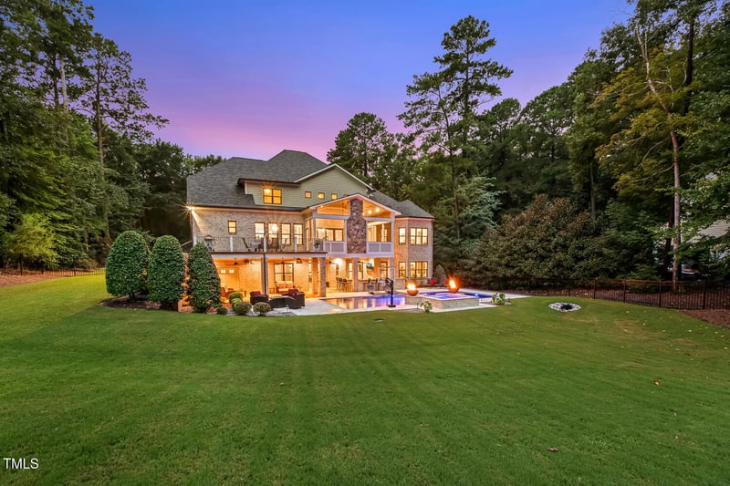 1205 Queensferry Rd, Cary, NC 27511