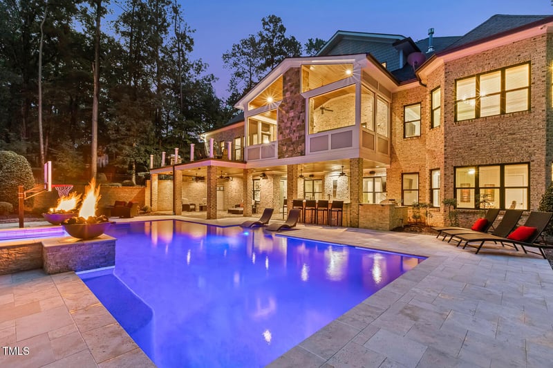 1205 Queensferry Rd, Cary, NC 27511