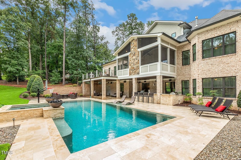 1205 Queensferry Rd, Cary, NC 27511