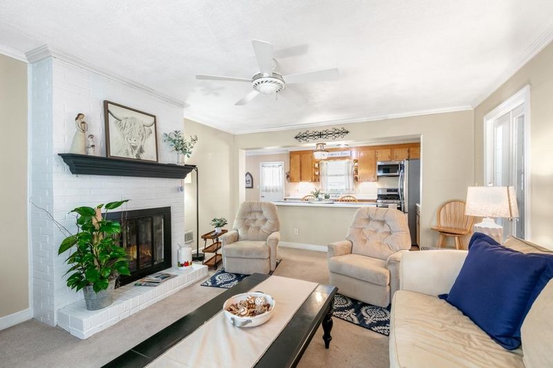 1205 Vandora Springs Rd, Garner, NC 27529