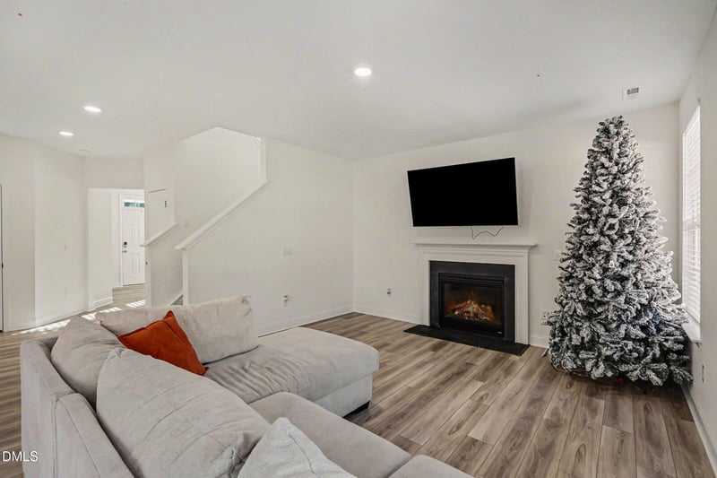 1205 Weavers Trace Dr, Zebulon, NC 27597