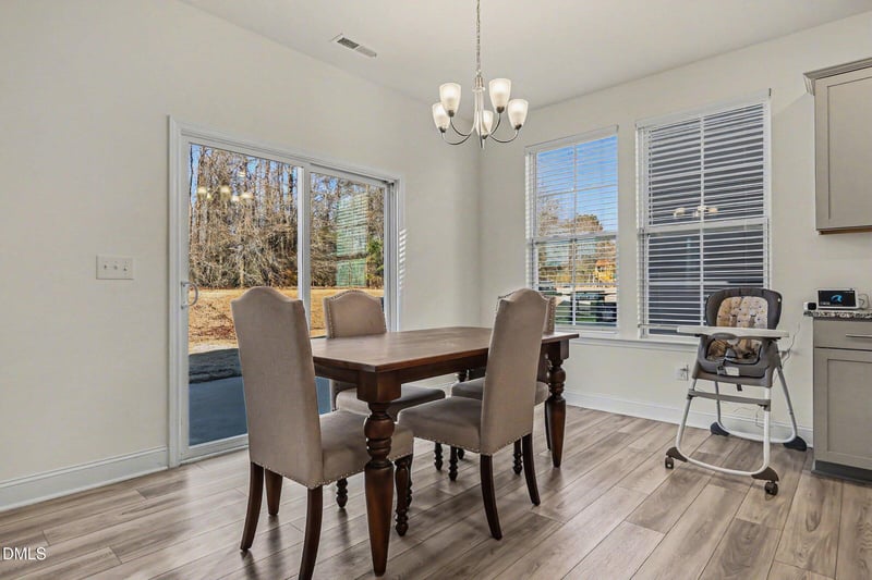 1205 Weavers Trace Dr, Zebulon, NC 27597