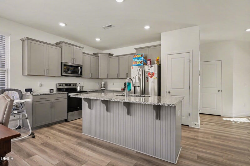 1205 Weavers Trace Dr, Zebulon, NC 27597