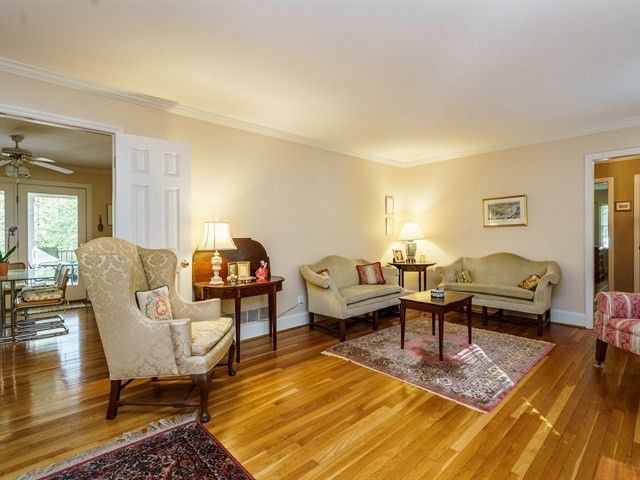 1205 Westmoreland Dr, Raleigh, NC 27612