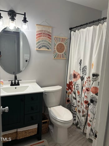 1205 Willow Dr, Chapel Hill, NC 27517