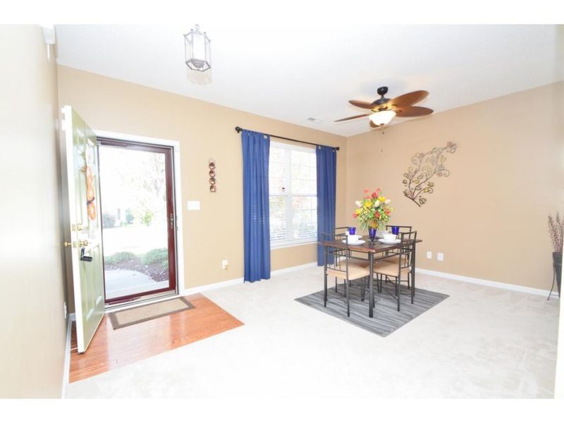 1206 Bethpage Dr, Mebane, NC 27302