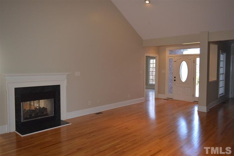1206 Champions Pointe Dr, Durham, NC 27712