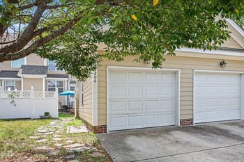 1206 Colonial Club Rd, Wake Forest, NC 27587
