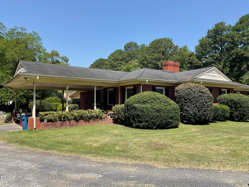 1206 Cumberland St, Dunn, NC 28334