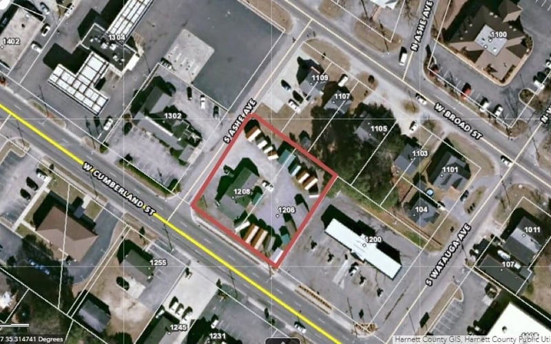 1206 Cumberland St, Dunn, NC 28334