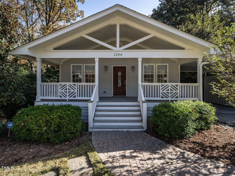 1206 Dogwood Ln, Raleigh, NC 27607