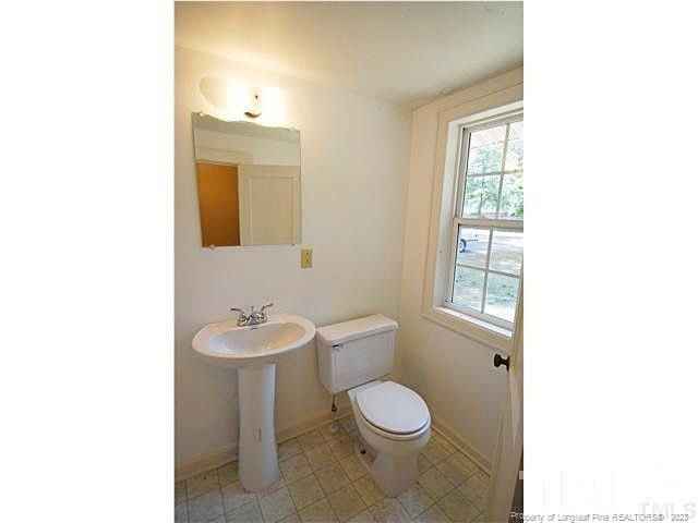 1206 S Main St, Lillington, NC 27546