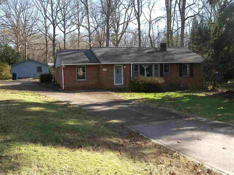 1206 E Oak Dr, Durham, NC 27712