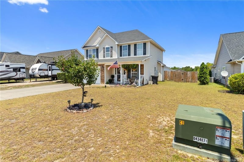 1206 Snowy Egret Dr, Fayetteville, NC 28306