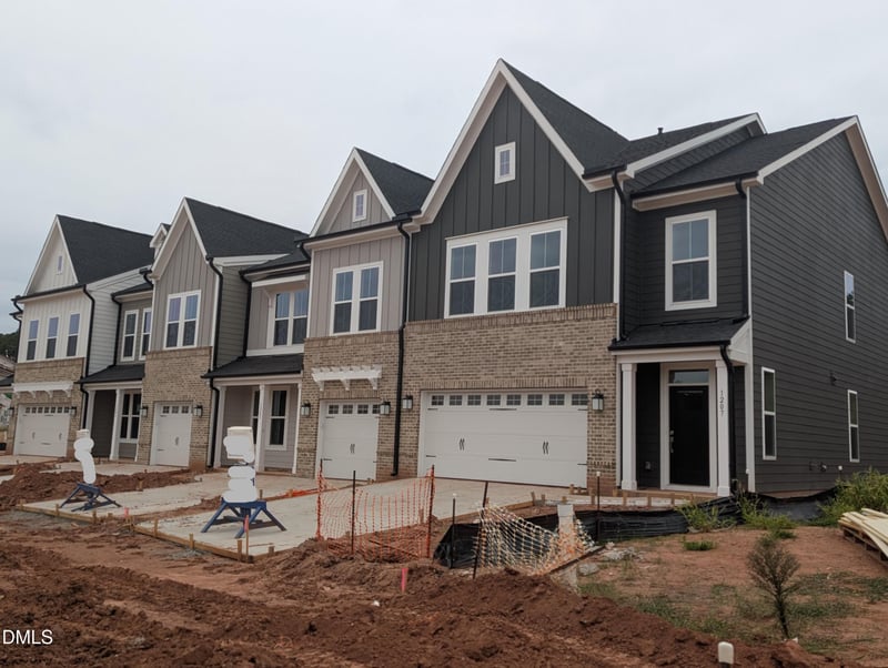 1207 Bell Heather Rd #19, Durham, NC 27703