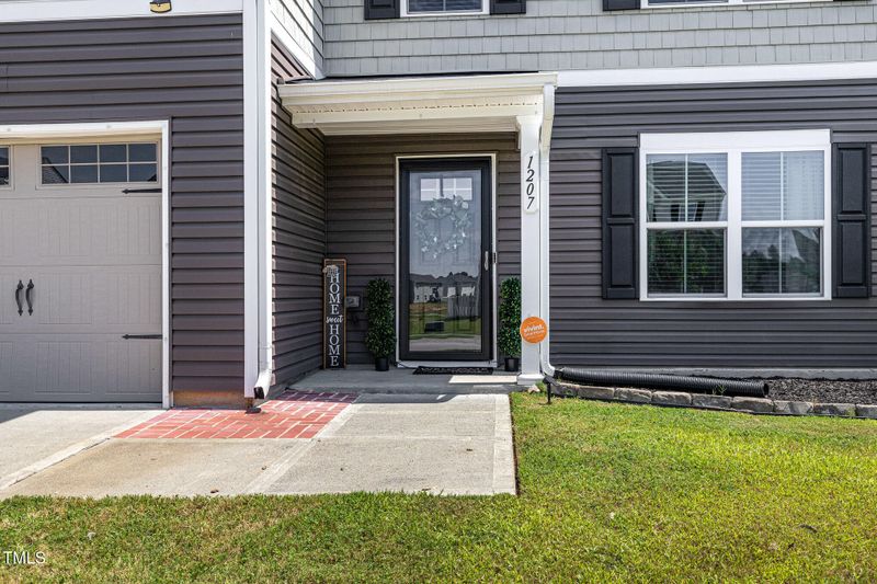 1207 Bent Willow Dr, Durham, NC 27704