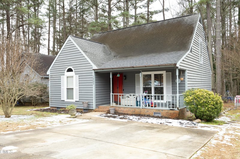 1207 Fernridge Dr, Sanford, NC 27332