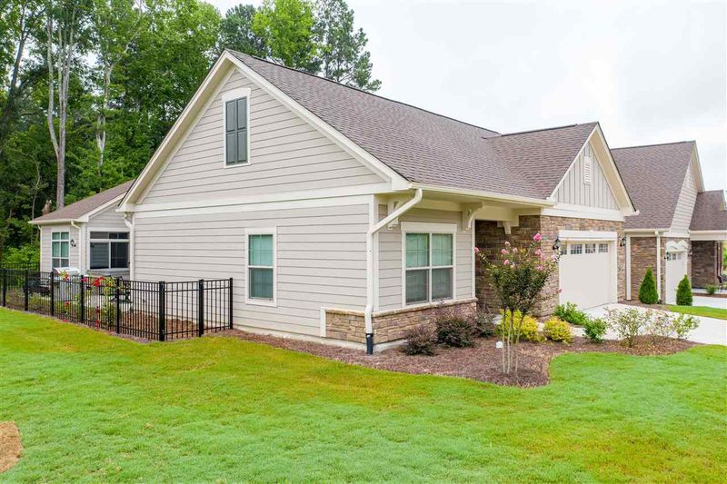 1207 Havenwood Ln, Durham, NC 27703
