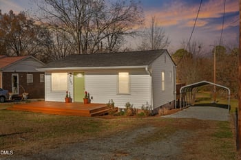 1207 Jackson St, Burlington, NC 27217