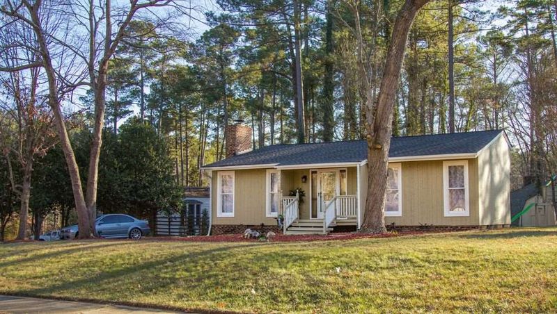 1207 Kilmory Dr, Cary, NC 27511