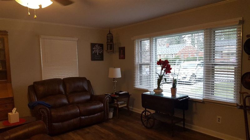 1207 W Pearsall St, Dunn, NC 28334