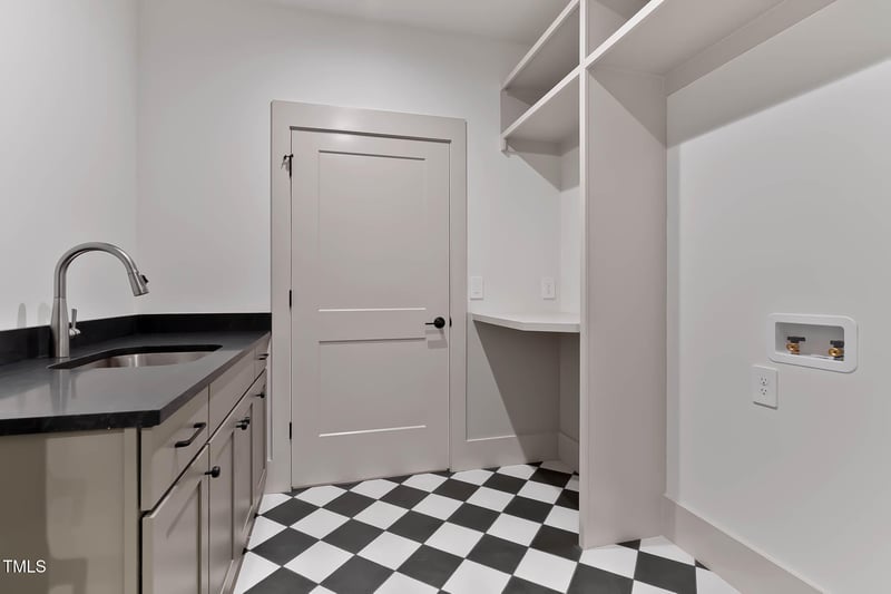 1207 Red Cedar Ct, Youngsville, NC 27596