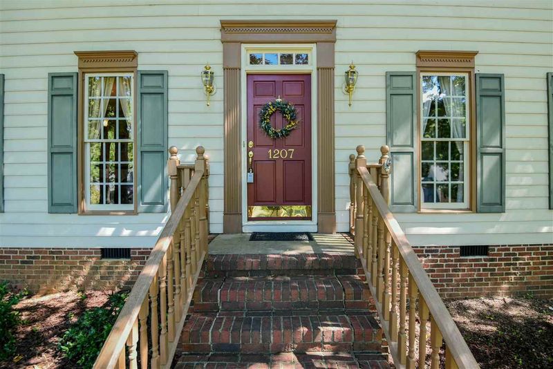 1207 Wellstone Cir, Apex, NC 27502