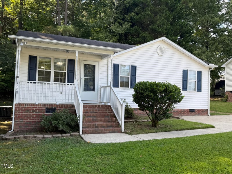 1208 Amberstone Dr, Knightdale, NC 27545