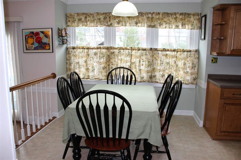 1208 Apache Ln, Apex, NC 27502