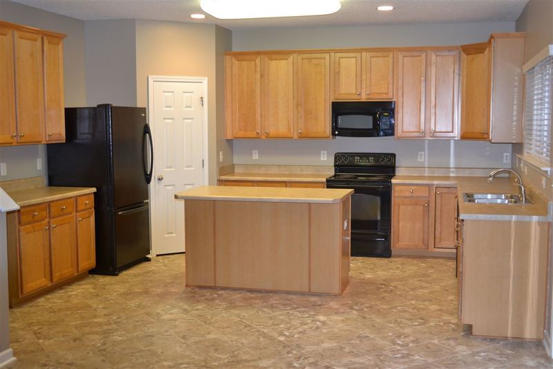 1208 Birkstone Ct, Wake Forest, NC 27587