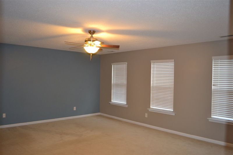 1208 Birkstone Ct, Wake Forest, NC 27587