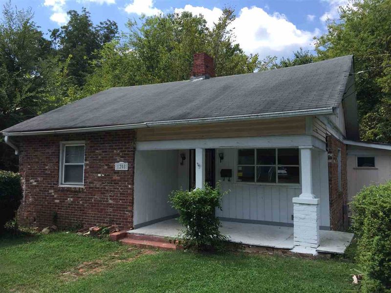 1208 S Bloodworth St, Raleigh, NC 27610
