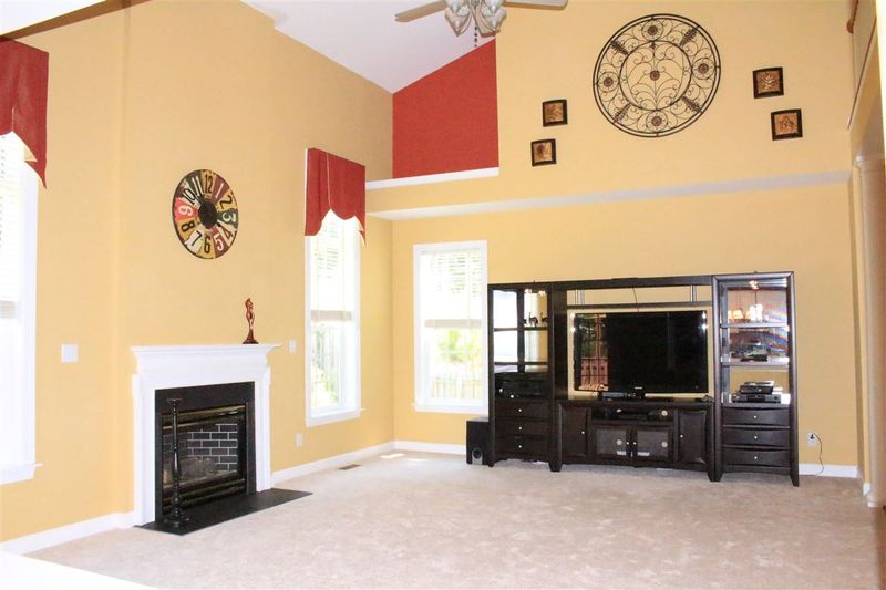 1208 Cairphilly Castle Ct, Apex, NC 27502