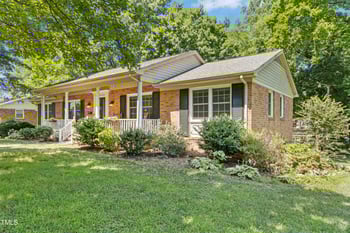 1208 Cary St, Burlington, NC 27215