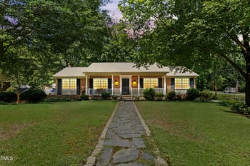 1208 Cary St, Burlington, NC 27215
