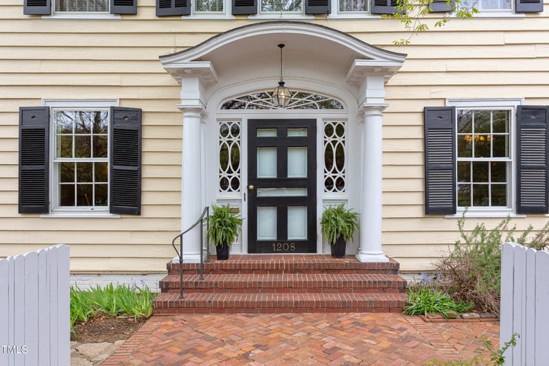 1208 College Pl, Raleigh, NC 27605